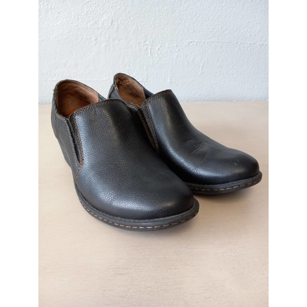 B.O.C. Born Black Leather Slip On Low Walking Bootie Women Size 8.5